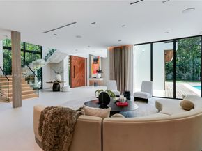 2800 Calusa St, Miami FL 33133