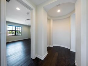 11475 E Watercrest Cir E, Parkland FL 33076