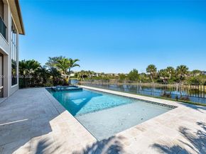 11475 E Watercrest Cir E, Parkland FL 33076