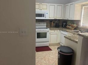 501 Talia Circle, Palm Springs FL 33461