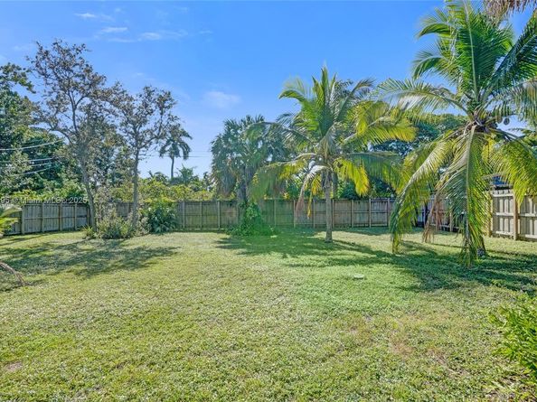 3350 Berkeley Blvd, Fort Lauderdale FL 33312