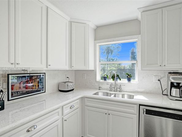 3350 Berkeley Blvd, Fort Lauderdale FL 33312