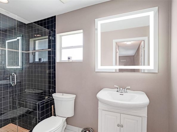 3350 Berkeley Blvd, Fort Lauderdale FL 33312