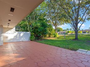 8134 SW 83rd St, Miami FL 33143
