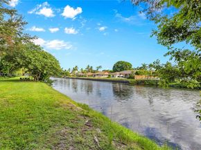 8134 SW 83rd St, Miami FL 33143