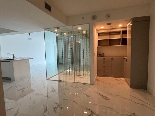 330 Sunny Isles Blvd 51003, Sunny Isles Beach FL 33160