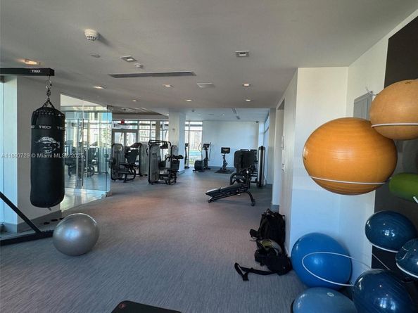 330 Sunny Isles Blvd 51003, Sunny Isles Beach FL 33160