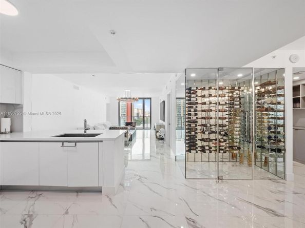 330 Sunny Isles Blvd 51003, Sunny Isles Beach FL 33160