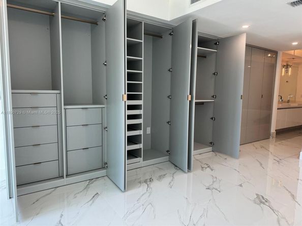 330 Sunny Isles Blvd 51003, Sunny Isles Beach FL 33160
