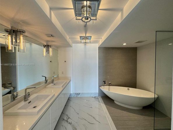 330 Sunny Isles Blvd 51003, Sunny Isles Beach FL 33160