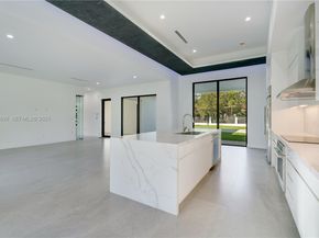 10398 SW 64th St, Miami FL 33173