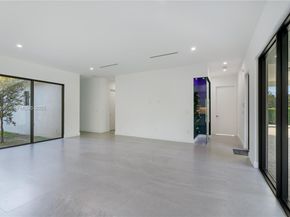 10398 SW 64th St, Miami FL 33173