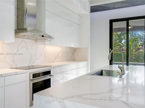 10398 SW 64th St, Miami FL 33173