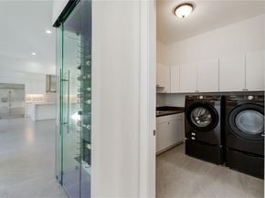 10398 SW 64th St, Miami FL 33173