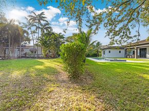 10398 SW 64th St, Miami FL 33173