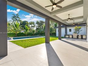 10398 SW 64th St, Miami FL 33173