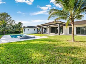 10398 SW 64th St, Miami FL 33173