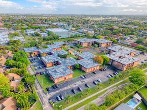9459 SW 76th St R5, Miami FL 33173