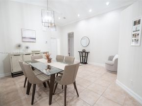 16061 La Costa Dr, Weston FL 33326