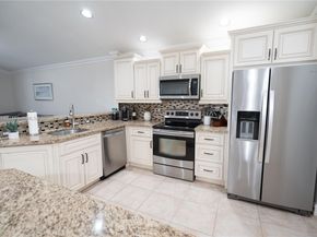 16061 La Costa Dr, Weston FL 33326