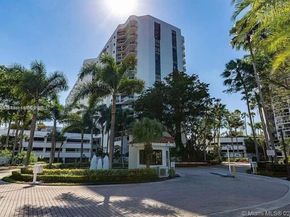 3610 Yacht Club Dr 215, Aventura FL 33180
