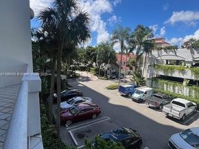 3610 Yacht Club Dr 215, Aventura FL 33180