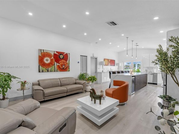 16300 SW 102nd St, Miami FL 33196