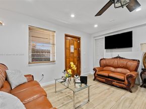 580 E 44th St, Hialeah FL 33013