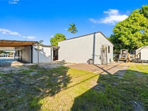 580 E 44th St, Hialeah FL 33013