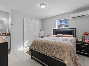 580 E 44th St, Hialeah FL 33013