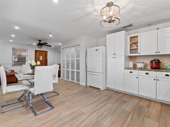 580 E 44th St, Hialeah FL 33013