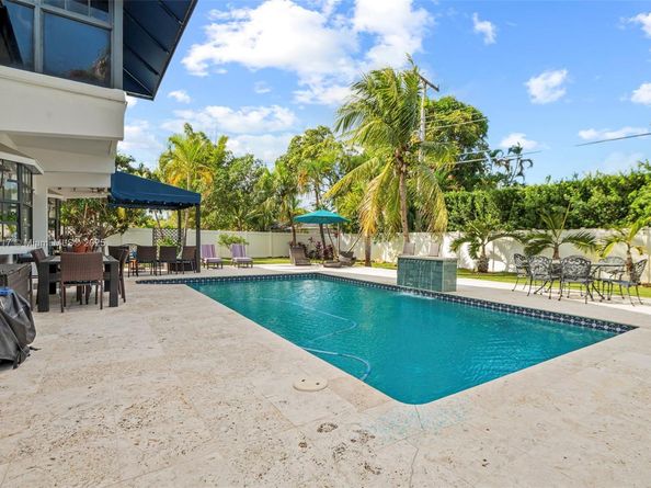 1841 NE 196th Ter, Miami FL 33179