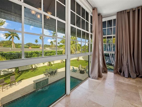 1841 NE 196th Ter, Miami FL 33179