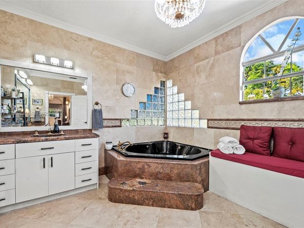 1841 NE 196th Ter, Miami FL 33179