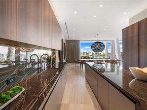 5 Grove Isle Dr PHS01, Coconut Grove FL 33131
