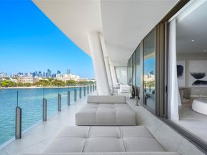 5 Grove Isle Dr PHS01, Coconut Grove FL 33131