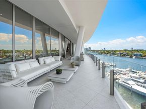 5 Grove Isle Dr PHS01, Coconut Grove FL 33131