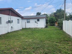 8690 Sunset Dr A, Palm Beach Gardens FL 33410