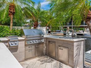 1319 Seminole Dr, Fort Lauderdale FL 33304