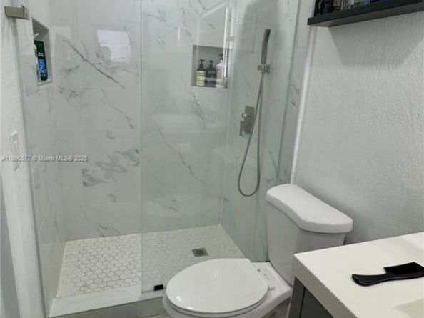 6705 Ficus Dr, Miramar FL 33023