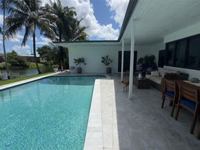 6705 Ficus Dr, Miramar FL 33023