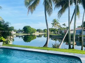 6705 Ficus Dr, Miramar FL 33023