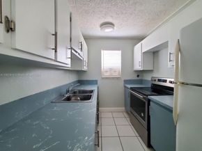 201 178th Dr 340, Sunny Isles Beach FL 33160