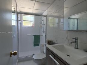 201 178th Dr 340, Sunny Isles Beach FL 33160