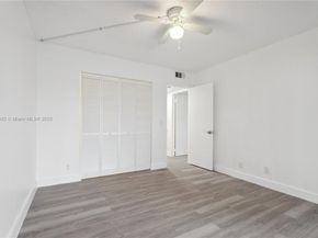 1301 SW 134th Way 213B, Pembroke Pines FL 33027