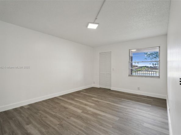 1301 SW 134th Way 213B, Pembroke Pines FL 33027