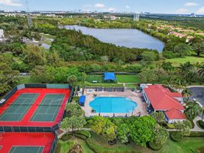 1860 Sweetbay Way, Hollywood FL 33019