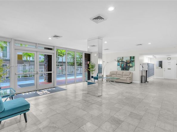 3161 S Ocean Dr 802, Hallandale Beach FL 33009