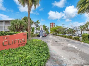 3161 S Ocean Dr