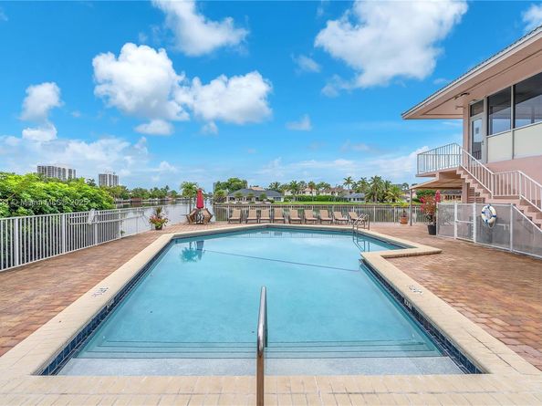 3161 S Ocean Dr 802, Hallandale Beach FL 33009